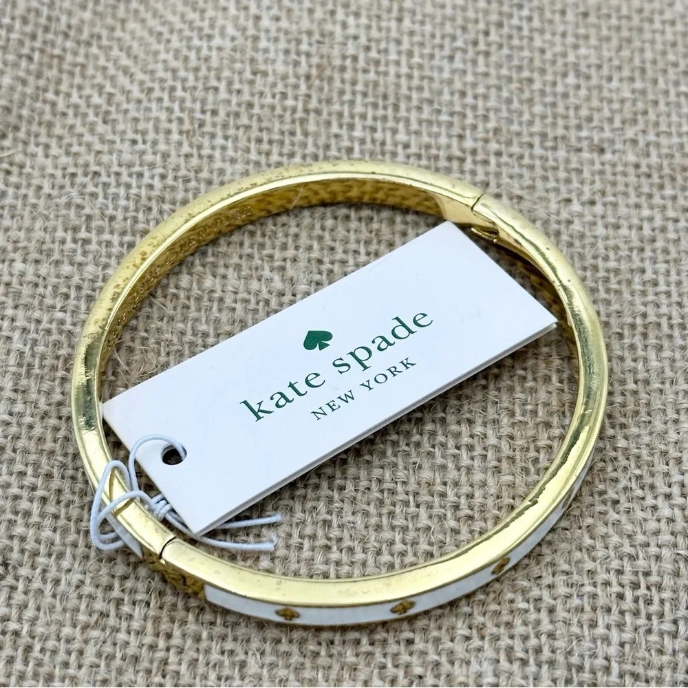 Kate Spade - Spot the Spade White Enamel Hinged Bangle Bracelet - Picture 2 of 6